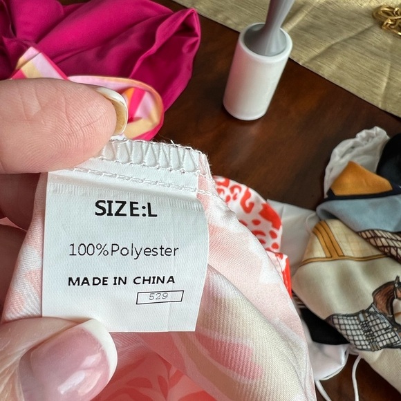 NWOT - Stunning Women's Multicolor Patterned Top - Size Large - Picture 8 of 8